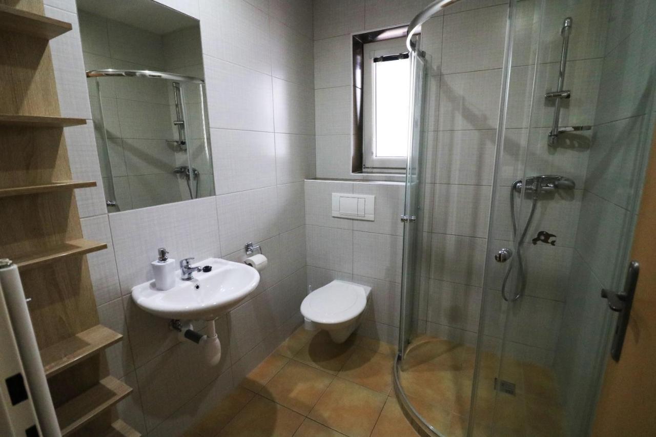 Apartmany Jana ยันสแก ลาสเนีย ภายนอก รูปภาพ